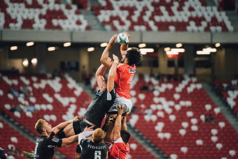 Underdogs Pull Stunning Upset in Closing Match