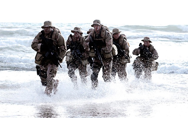 navy-seals-en-la-playa